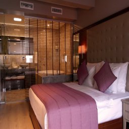 Renata Suites & Boutique Hotel