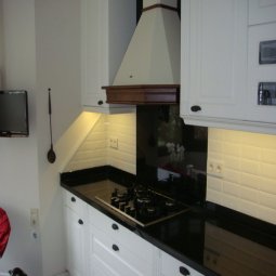 Lalezar Konakları