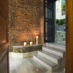Corinne Art & Boutique Hotel
